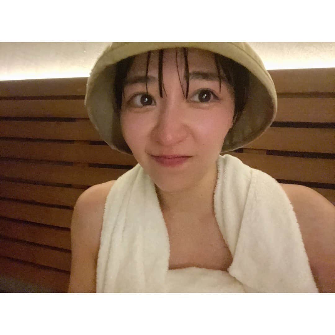 吉谷彩子さんのインスタグラム写真 - (吉谷彩子Instagram)「今日無事に誕生日を迎えました〜！！  わーい🙌  色々な事に挑戦させていただき、  日々成長し、  充実した毎日だなぁ。と、しみじみ感じております。  私の大好きなサウナで、 32歳の幕開けだー！！  良く食べて、よく寝て、良く笑って。  健康的にこれからも頑張っていきます♡」9月26日 19時59分 - ayako_yoshitani
