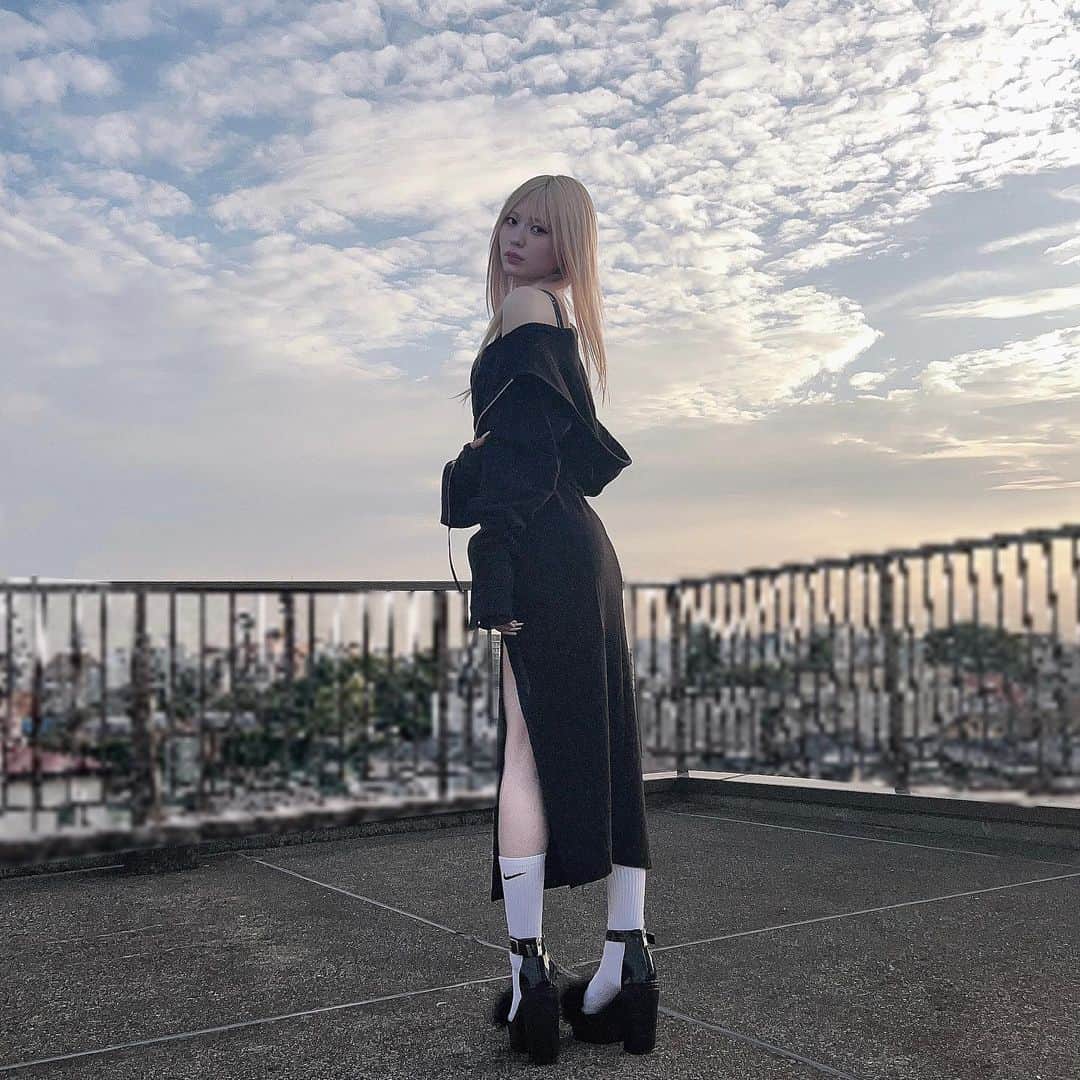 謝花南さんのインスタグラム写真 - (謝花南Instagram)「🌒」9月26日 20時18分 - neverlandahh