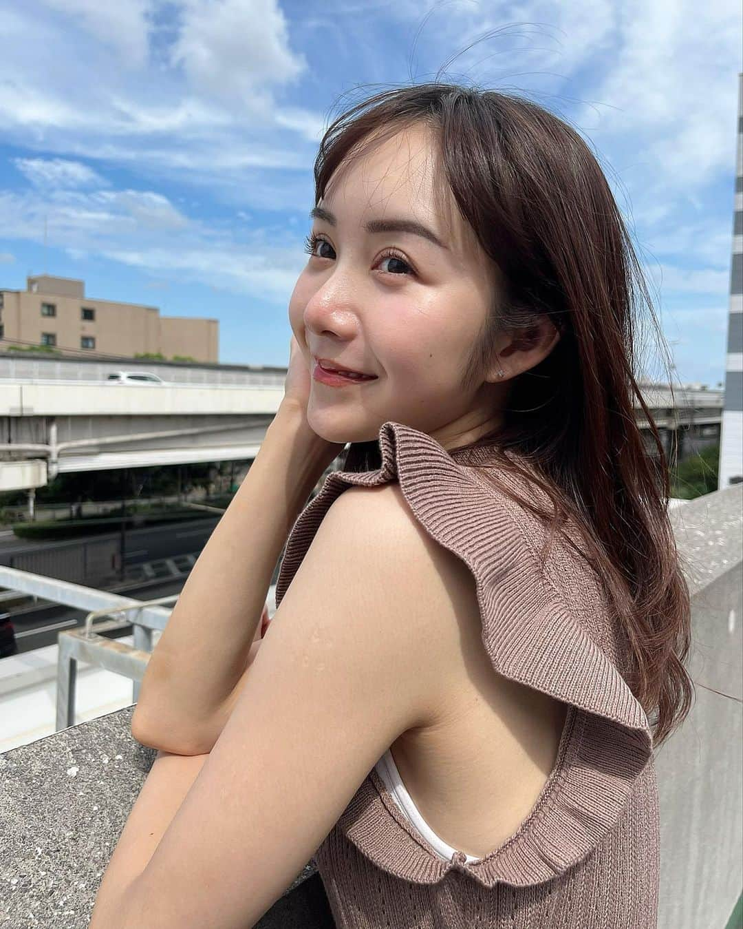 西脇梨紗さんのインスタグラム写真 - (西脇梨紗Instagram)「. 夏の終わりはいつも寂しい🥹 夏が大好きな冬生まれです🫠」9月27日 6時23分 - risa_nishiwaki