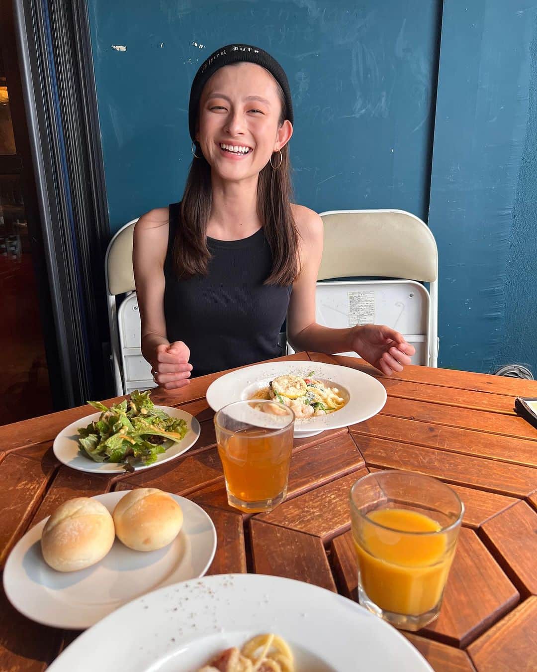樋浦結花さんのインスタグラム写真 - (樋浦結花Instagram)「・ 近所のカフェで☕️✨💕  友達とのこういう時間が さいこうの息抜き🥹❤️   @yuko__ozaki ありがとう💋  #パスタランチ  #カフェランチ #子連れランチ」9月26日 22時21分 - hiura_yuika