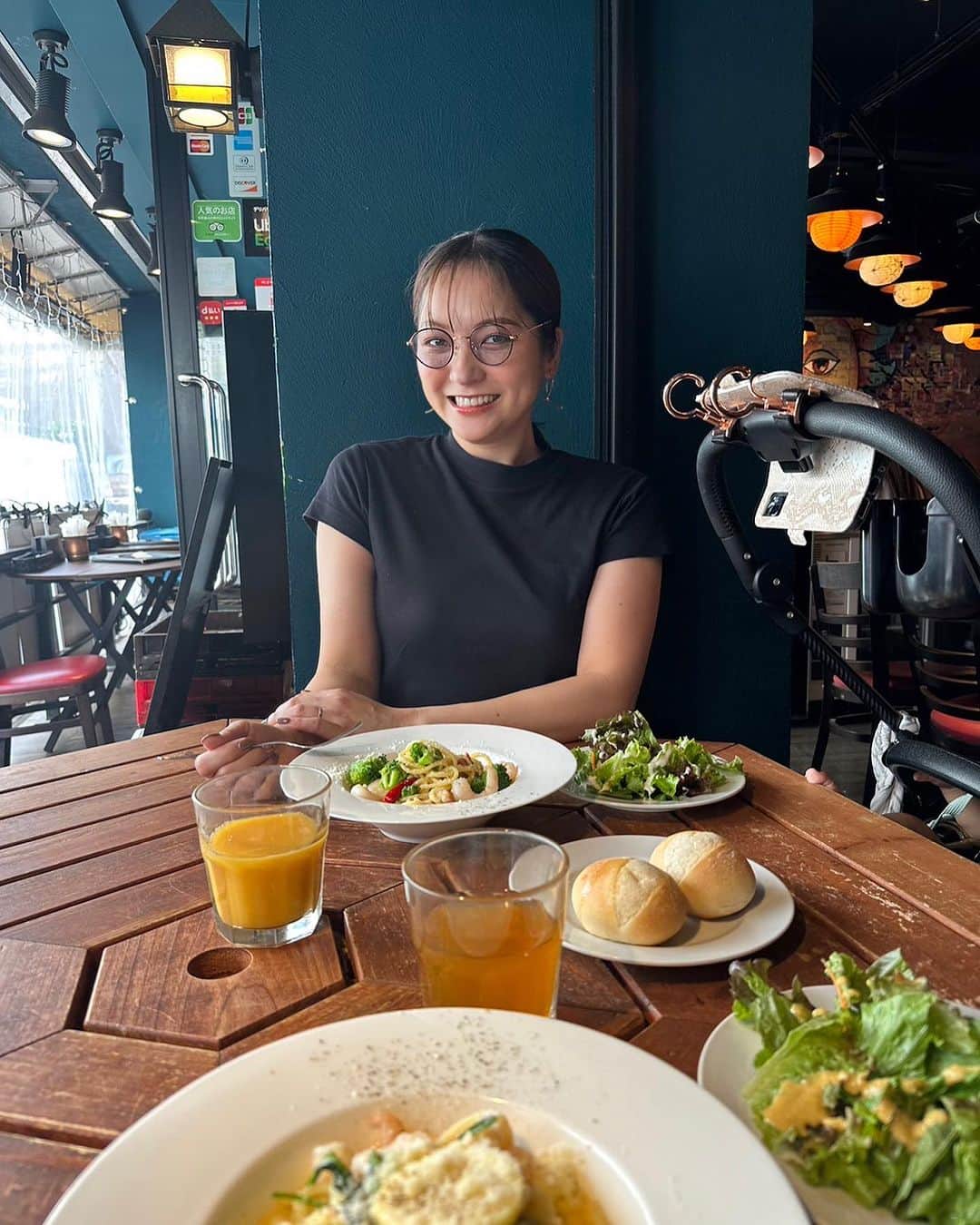 樋浦結花さんのインスタグラム写真 - (樋浦結花Instagram)「・ 近所のカフェで☕️✨💕  友達とのこういう時間が さいこうの息抜き🥹❤️   @yuko__ozaki ありがとう💋  #パスタランチ  #カフェランチ #子連れランチ」9月26日 22時21分 - hiura_yuika