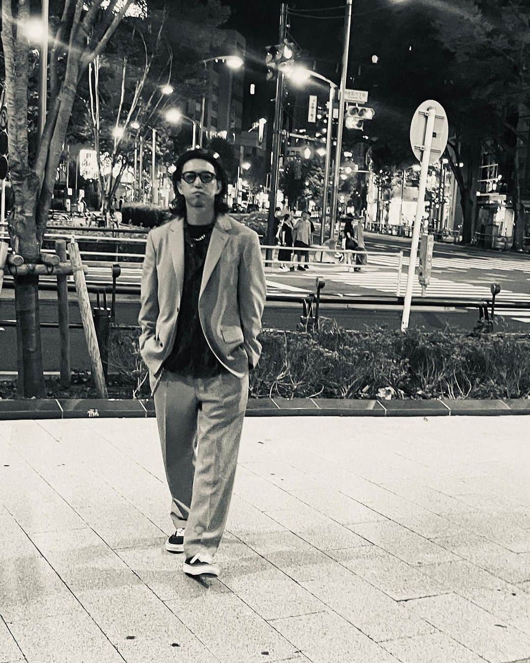 金子昇さんのインスタグラム写真 - (金子昇Instagram)「秋になってきたねー。  #wackomaria  #shibuya #金子昇  Autumn has arrived  舞台　新宿羅生門 劇場:こくみん共済coopホール/スペース・ゼロ  公演期間:2023年9月22日(金)〜10月1日(日)  http://askcoltd.com/rashomon-stage/  長崎　オールディーズライブ 2023年10月22日 Dining&PoolBar HARRY (ハリー) 長崎市浜町10-11 稲垣屋ビル2F tel. 095-801-1511  舞台「果てしない海の向こうへ」 〜月の裏側から〜Jupiter 2023年11月22(水)〜26（日）全８回 六行会ホール」9月26日 22時31分 - noboru_kaneko_official