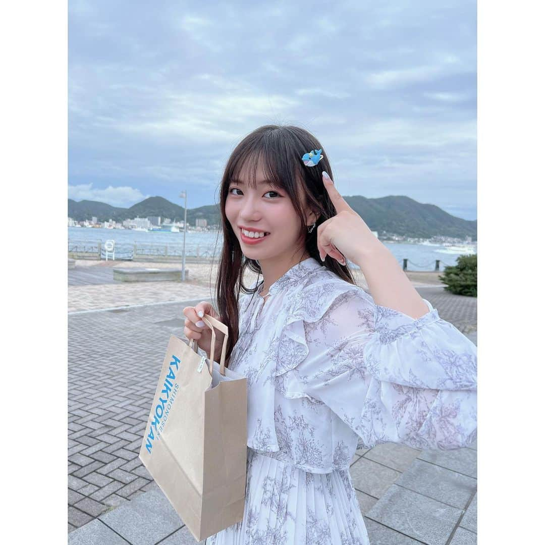 栗山梨奈さんのインスタグラム写真 - (栗山梨奈Instagram)「イルカちゃん🐬 次はいつつけようかな、、、笑  #下関#海峡館#しものせき#しものせき水族館」9月26日 22時34分 - krn_hkt48