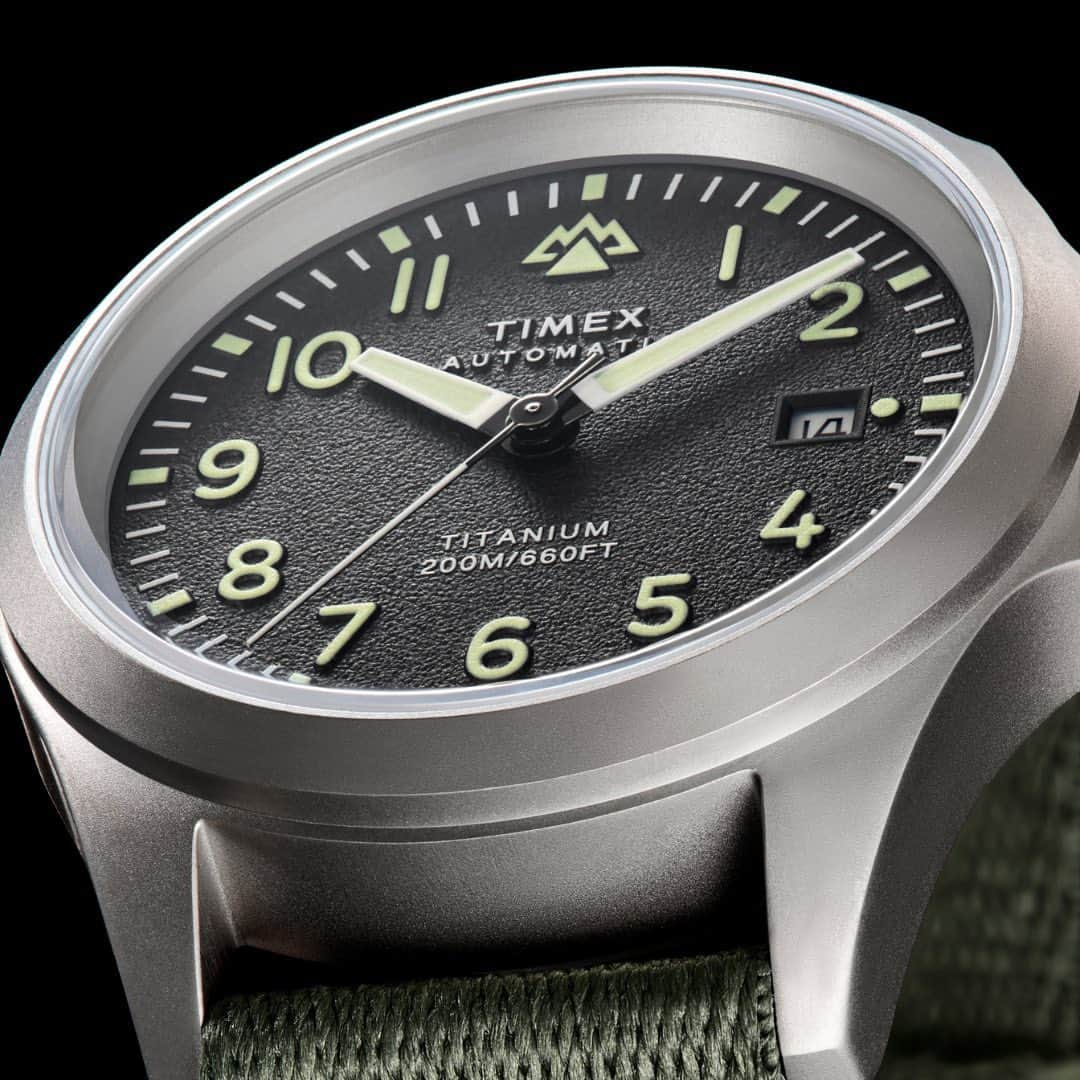 タイメックスのインスタグラム：「Titanium tough. 💪⁣ ⁣ Constructed with the most durable materials, this shock-resistant 41mm case is rendered in true Titanium, complemented by a scratch-resistant sapphire crystal and a screw-down crown and case back that provide 200m of water resistance. But that's not all - this watch also features a Japanese automatic movement and a sustainable #TIDE™ fabric strap made from recycled ocean-bound plastic.  Shop our Expedition North® Titanium Automatic available now at timex.com. ⁣ ⁣ #timex #automaticwatches #newwatch #watchfam #titanium」