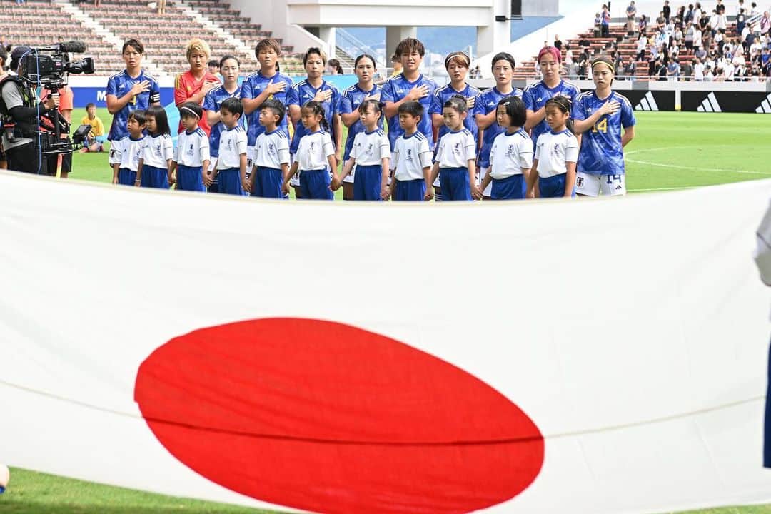 熊谷紗希のインスタグラム：「なでしこジャパンの合宿を終えて、これからローマに戻ります🇮🇹✈️ オリンピック予選まであと1ヶ月。 自チームに戻って自分に出来ることに全力で取り組みます🔥👊🏻 もっと上手く、強く、そして、逞しくなるために。 もっと成長する。  ありがとう北九州❤️🙏🏻 ありがとう日本🇯🇵  #感謝 #健康第一」