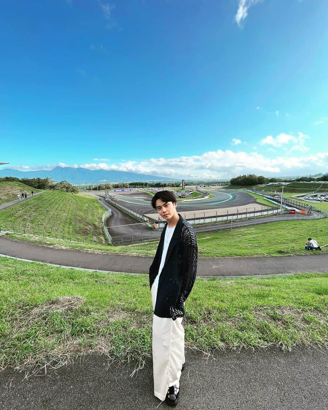 沢村玲/REIさんのインスタグラム写真 - (沢村玲/REIInstagram)「I want to return... 🏎️  #富士スピードウェイ」9月26日 23時20分 - rei.sawamura_official