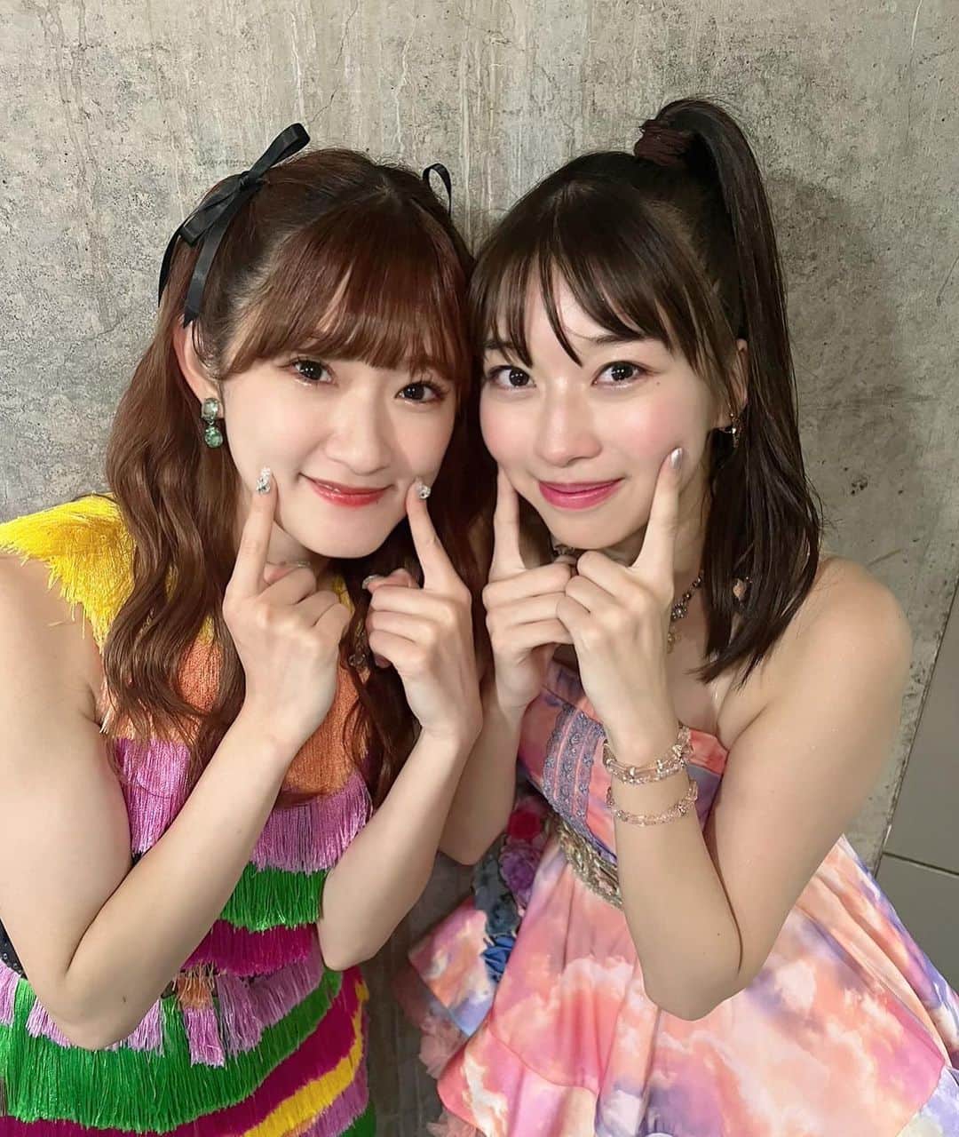 のインスタグラム：「♡ ♡ 💜川村文乃ちゃん🐟💜 大好きなかわむー💗💗💗 写真撮るのも、いつのタイミングで撮れるかかわむーが考えてくれました🥺 「牧野さん！写真撮るの2公演目の最後にしましょうか！」byかわむー ありがとうかわむ🌈 ＆ かわむに伝えないといけないことがある🐰 でもそのことはこんどはなします🦊❄️  🎀🎀🎀🎀🎀  ✨Hello! Project 25th ANNIVERSARY CONCERT✨  2023.9.9＆10🎵国立代々木競技場 第一体育館 とってもありがとうございました💖 つづく  🎀🎀🎀🎀🎀  かわむーへ💜 “まりあ”って呼んでね💕💕💕 ♡ ♡  #HelloProject #川村文乃 ちゃん💜 #アンジュルム さん」