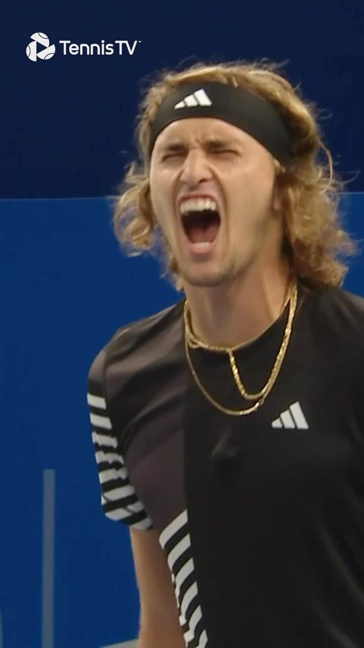 アレクサンダー・ズベレフのインスタグラム：「Sealed from a set down! 👏 Zverev wins his first hard-court title since the ATP Finals in 2021!   #tennis #tennistv #atptour #chengduopen」