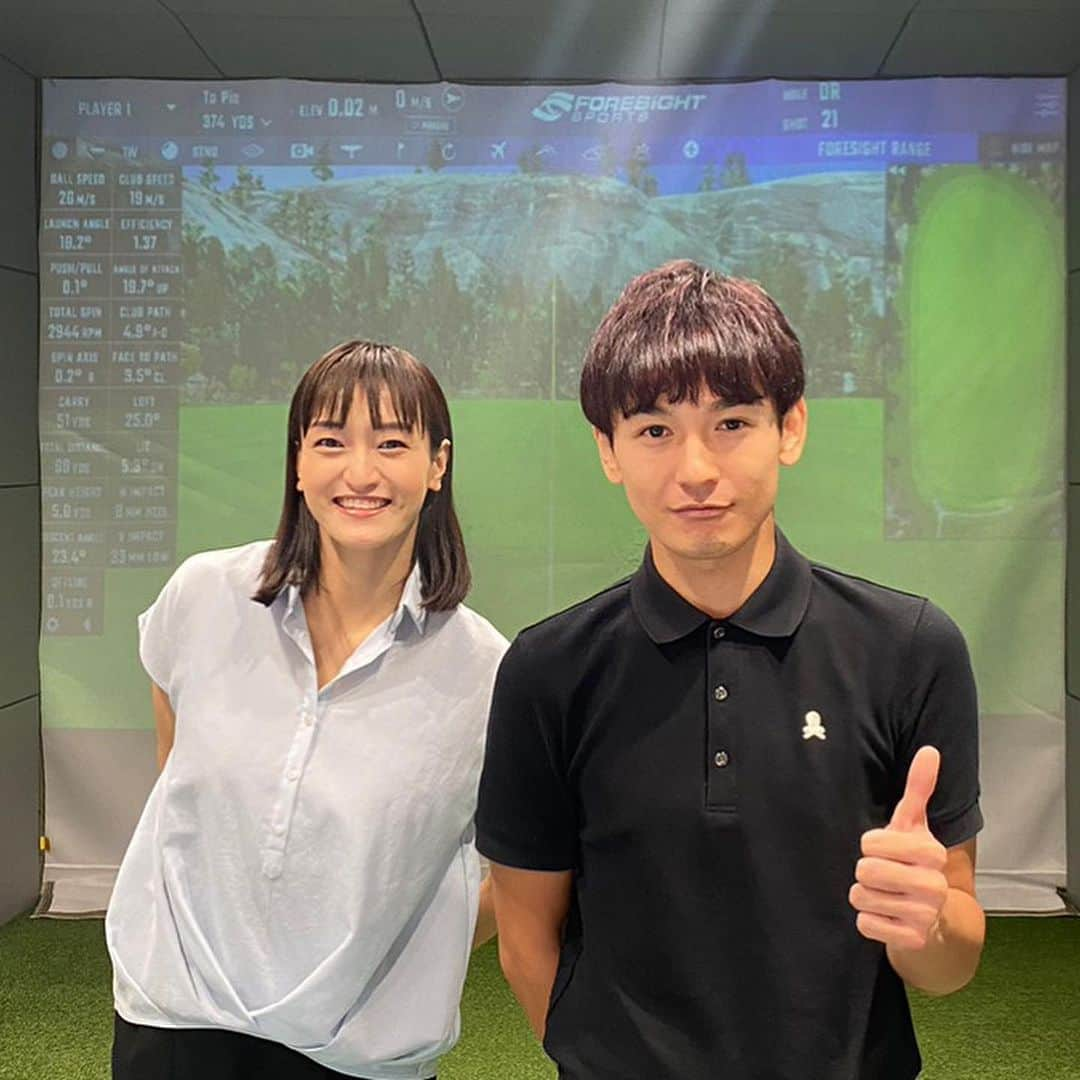 瑞羽奏都（水谷美月）のインスタグラム：「2週間ぶりのゴルフレッスン⛳️ いつもの阿部コーチが不在の為、今田コーチのレッスンでした🏌️‍♀️  右に振り上げた時の右手の『出前』を意識する事。その後はグリップを意識して下ろす事を教えて頂いたんですけど…頭では理解しても体が違う動きをするもんだから…途中迷走しました(笑)  でも、徐々に少しずつスイング軌道はちょっとよちょっと…分かってきたような気がしたレッスンでした🤏  #ゴルフ #ゴルフ女子 #新しい習い事 #挑戦 #チャレンジ #golf #golfgirl #宝塚ogゴルフ部  @takarazuka_og_sc  @5elements_tokyo ゴルフアカデミーFive elements https://www.youtube.com/@fiveelements5386」