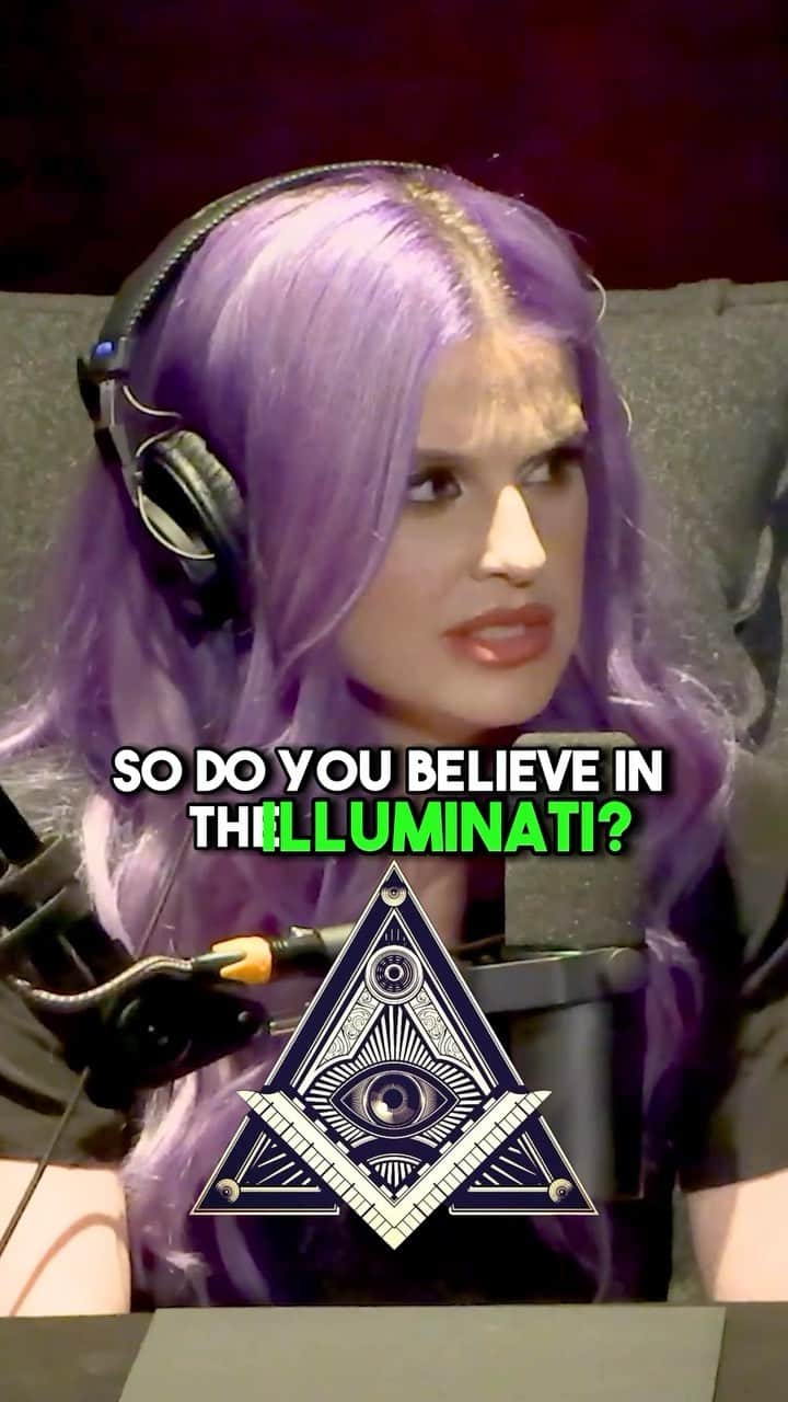 ケリー・オズボーンのインスタグラム：「Drumroll please, new episode drop today! This is a wild one. From the Bilderberg Group to the Illuminati, boy does this episode cover it all!  Head to the link in bio to catch the full episode on Youtube,  Rumble, Spotify, or wherever you get your podcasts. #theosbournespodcast #theosbournes」