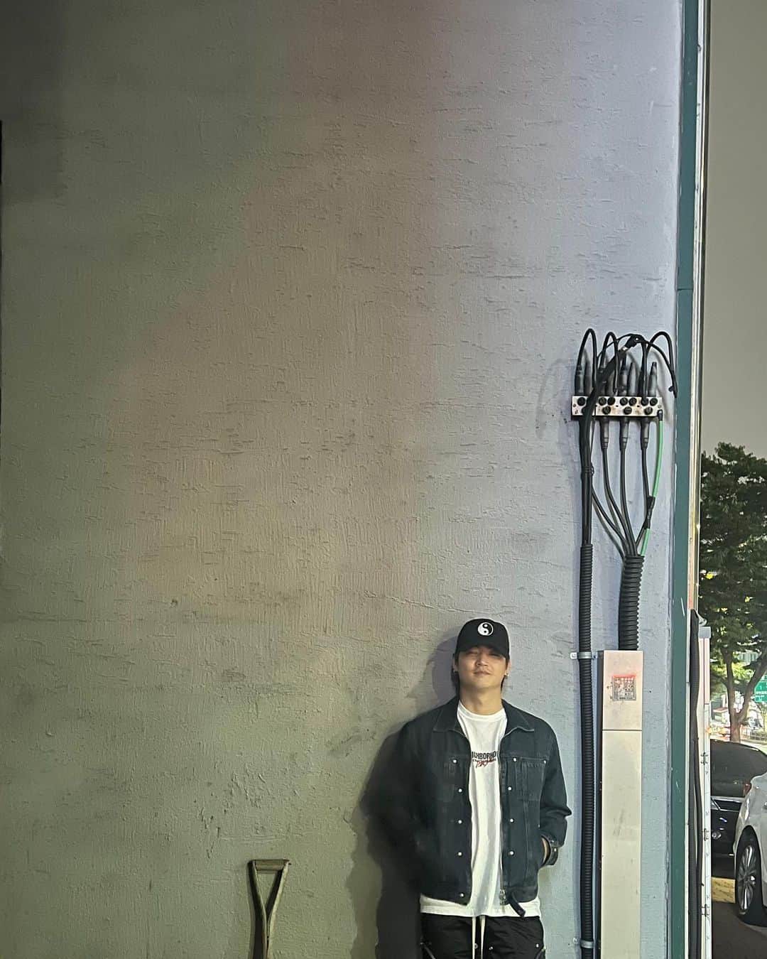 JBさんのインスタグラム写真 - (JBInstagram)「🪶」9月27日 0時29分 - jaybnow.hr