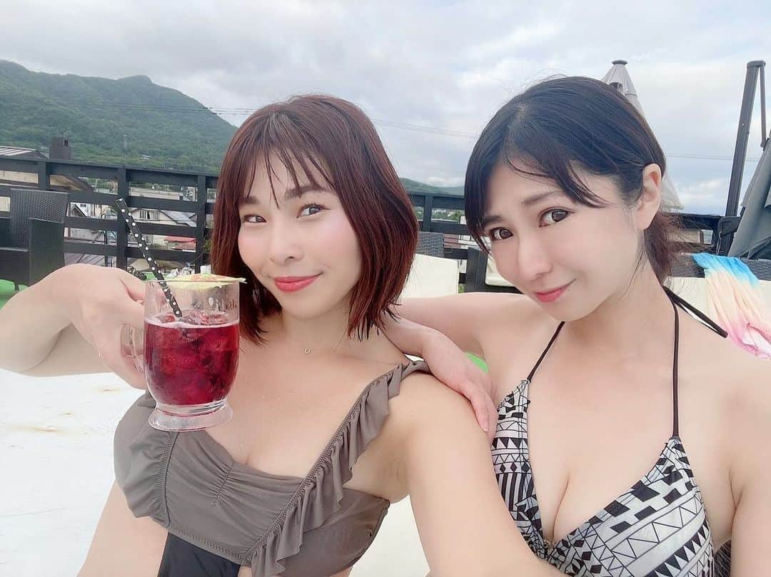 石川蓮美さんのインスタグラム写真 - (石川蓮美Instagram)「2023夏の北海道♡ 移住しても高校時代の友達が会いに来るのなぁぜなぁぜ((´∀｀*))#北海道最高 #夏の青春 #銭函 #移住暮らし」9月27日 0時34分 - hasumin.n819