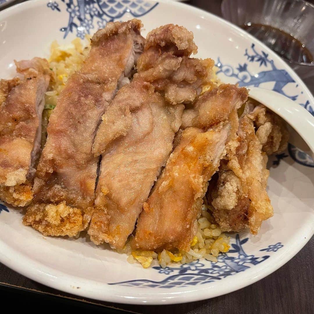 北岡悟さんのインスタグラム写真 - (北岡悟Instagram)「バババババーミヤン！！！！！ #はちみつ揚げパンバニラアイス添え #台湾大からあげチャーハン #海老のチリソース #本格焼餃子 #朝バーミヤン #バーミヤン #バーミヤン神宮前 #バーミヤン神宮前店」9月27日 0時50分 - lotuskitaoka