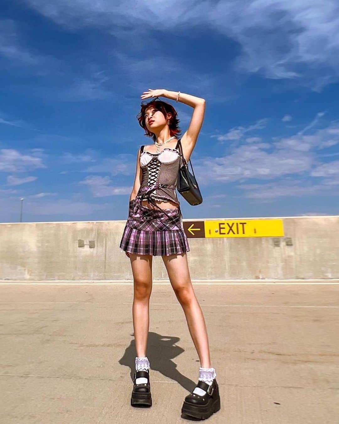 Instagramさんのインスタグラム写真 - (InstagramInstagram)「“When I choose an outfit, I want to feel like I am a mysterious fictional character. Maybe not the main character, but definitely the cooler best friend.” —@rui.gaoo (Rui Gao) ⁣  ⁣ “Before I started posting my outfits, I would post my drawings on my art account. I drew the looks that lived inside my imagination that I was too scared to bring to the real world. Now that I’ve grown out of my fear, I wear what brings me joy instead of the hand-me-down beliefs of others. ⁣  ⁣ As a gender-fluid person, I’d say my style fluctuates based on how feminine or masculine I am feeling at the time. I love dark colors, lace overlays, corset detailings, leather jackets and silver jewelry. Layering is my favorite part of creating an outfit; I love discovering new outfit combos just by switching up a couple layers. ⁣  Through my looks I hope to inspire other people to dress the way they truly want to.” ⁣  ⁣ Photos by @rui.gaoo」9月27日 1時13分 - instagram
