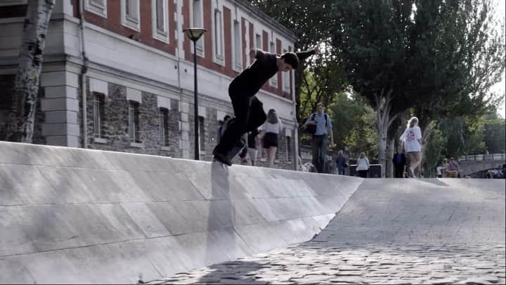 adidas Skateboardingのインスタグラム：「🏦 Les Banques 🏦 /// A selection of deposits from Abnormal Communication Ep. 05 “Friendly Parisians” playing now on @thrashermag 🇫🇷. Link in bio.  📹 @torstenfrank @poobert  #adidasSkateboarding #AbnormalCommunication #MarkGonzales #Gonz」