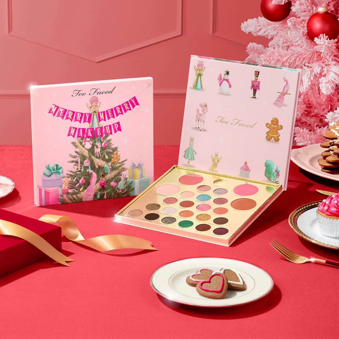 Too Facedのインスタグラム：「Get ahead of the gift game! ✨ 'Tis the Season for Merry Makeup! Get festive with 21 party-ready matte & metallic shadows, 2 velvety blushes,  shimmering highlight, and a warm & toasty light golden bronzer! 😍 Shop our Merry Merry Makeup Face & Eye Palette Gift Set exclusively at @ultabeauty and on toofaced.com 🎄💖 #toofaced #tfcrueltyfree」