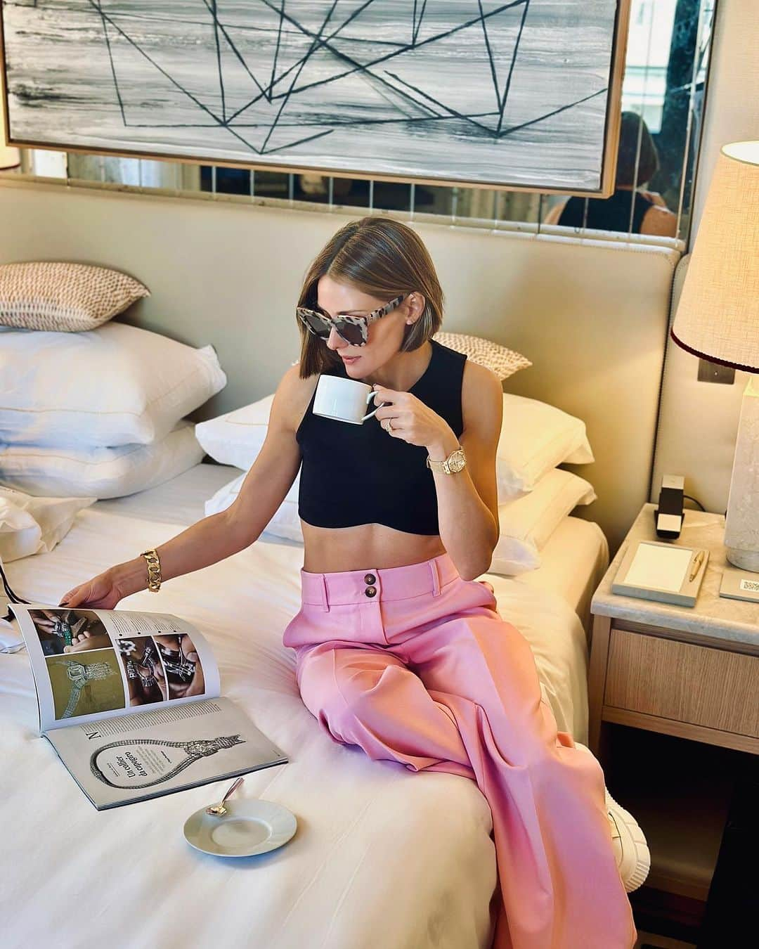 オリヴィア・パレルモのインスタグラム：「💖💫✨Love my Fashion Hotel 📰 every detail is always perfect! It’s wonderful to call it home when I’m in Milian 💫 💫☺️💁🏼‍♀️💋Thank you for everything always 👌  @parkhyattmilano  #ParkHyattMilano #TheHeartOfMilan #ParkHyatt」