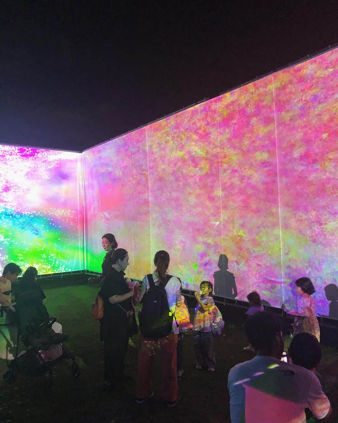 Jade Furutaさんのインスタグラム写真 - (Jade FurutaInstagram)「life is just a dreamだよ✨I went to Tokyo lights event 2 years in a row yaaaay! hope we have more and more outdoor digital art events in Japan!🥰 #digitalarttokyo #tokyolights  . . . . . #tokyoevents #lifeinjapan #tokyoguide #tokyoactivity #digitalart #tokyooutdoorshow」9月27日 2時21分 - jadefuruta