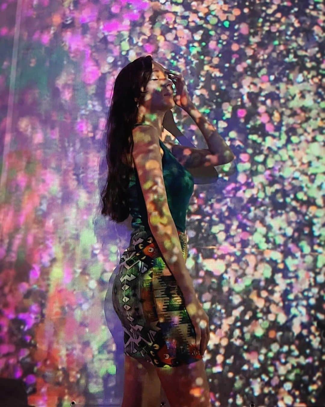 Jade Furutaのインスタグラム：「life is just a dreamだよ✨I went to Tokyo lights event 2 years in a row yaaaay! hope we have more and more outdoor digital art events in Japan!🥰 #digitalarttokyo #tokyolights  . . . . . #tokyoevents #lifeinjapan #tokyoguide #tokyoactivity #digitalart #tokyooutdoorshow」