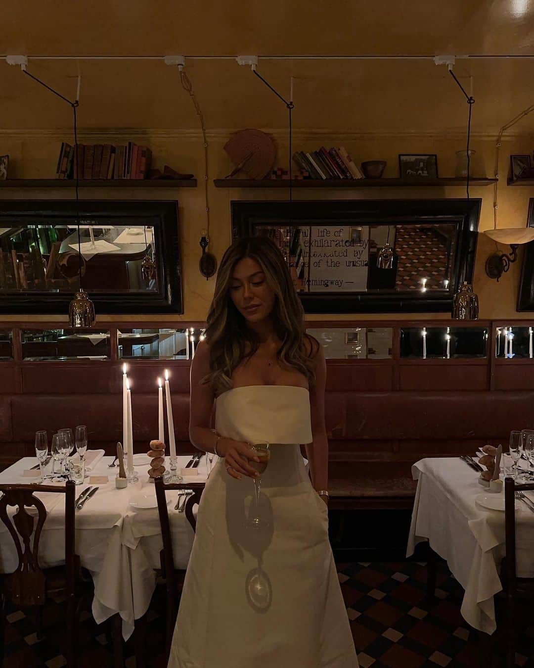Bianca Ingrossoさんのインスタグラム写真 - (Bianca IngrossoInstagram)「Advertisement @caiacosmetics  How every Monday should look like I 😜 Love this place @restaurang.prinsen」9月27日 3時02分 - biancaingrosso
