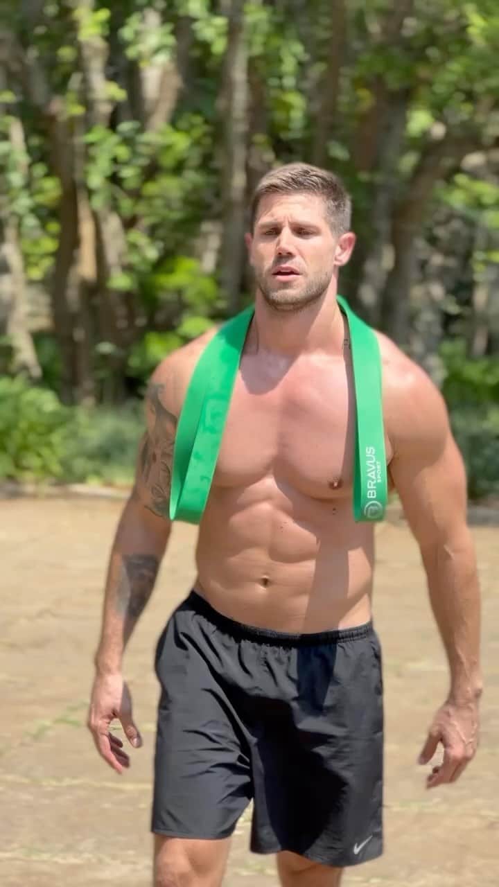 Jonas Sulzbachのインスタグラム：「O que mais atrapalha sua perda de peso??」