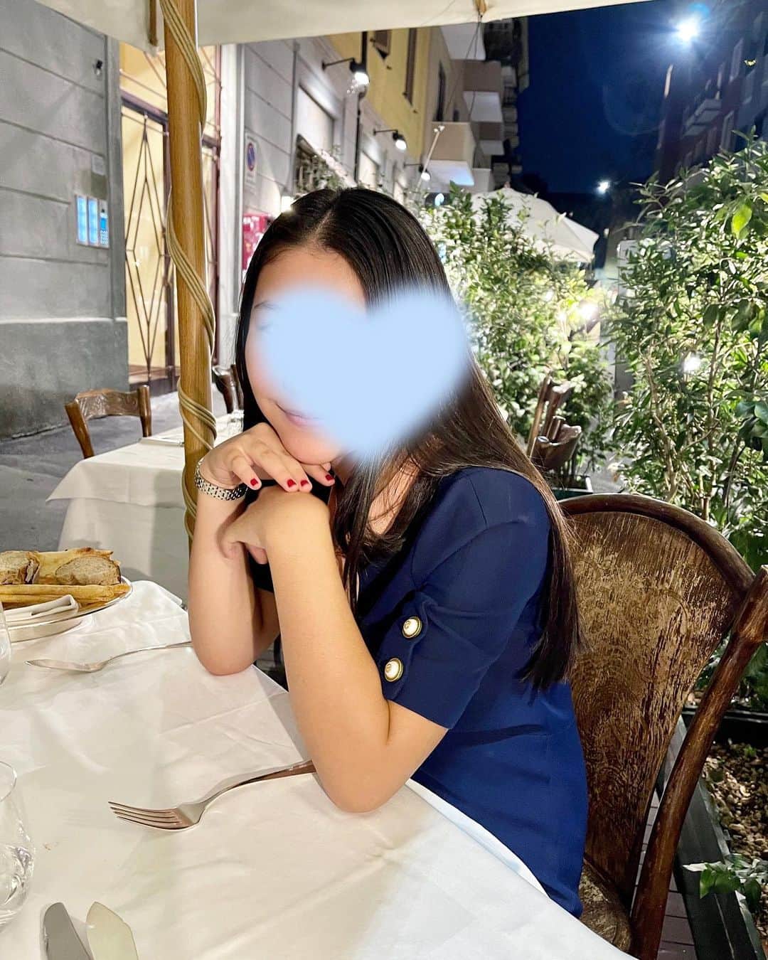 三浦瑠麗さんのインスタグラム写真 - (三浦瑠麗Instagram)「ミラノでの最後の晩餐は、 @giacomo_milano で。魚介類に飢えてきたところで、とても美味しかった。前菜に牡蠣をいただき、メインにはカサゴの一皿を。ちびさんはウエイターさんのおすすめパスタ。」9月27日 5時27分 - lullymiura