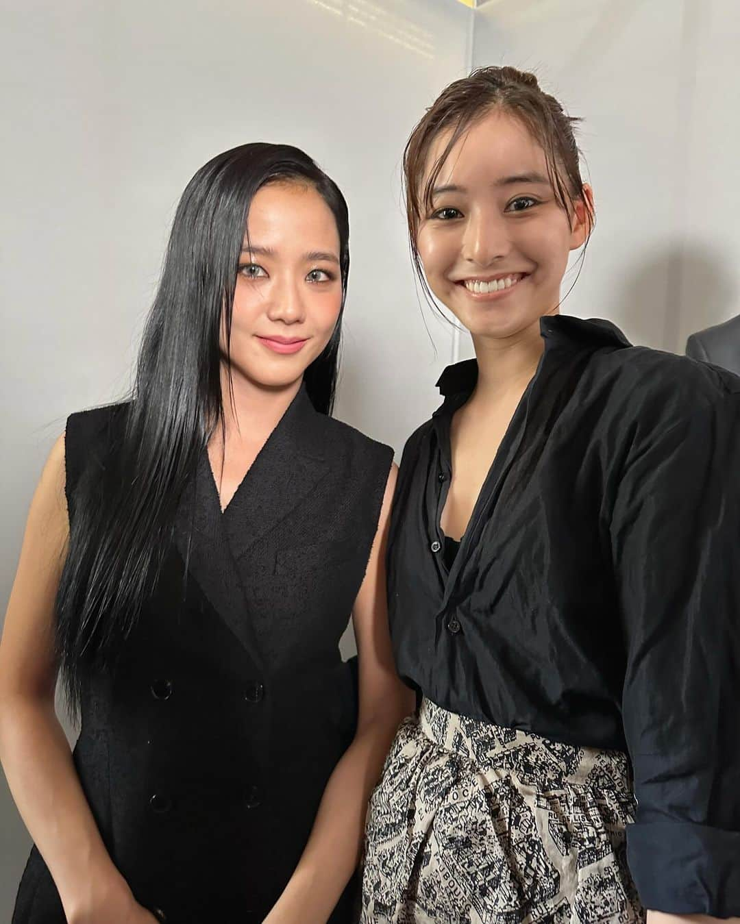 新木優子のインスタグラム：「DIOR SPRING-SUMMER 2024 SHOW @mariagraziachiuri   #DIOR #ディオール #DiorSS24 @dior @diorbeauty  #ディオールファインジュエリー #SUPPORTEDBYDIOR」