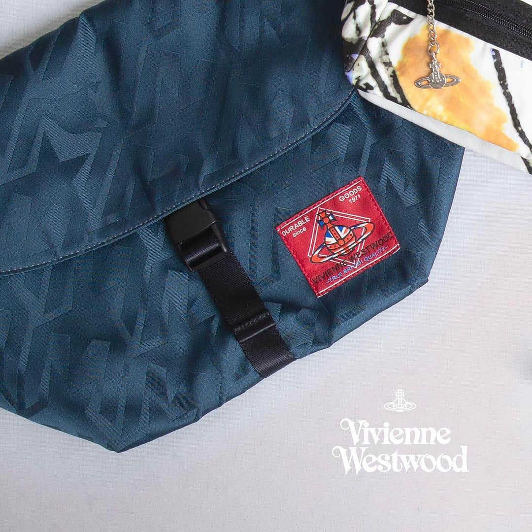 playfulさんのインスタグラム写真 - (playfulInstagram)「Vivienne Westwood  オーブスタートゥースショルダーバッグ ¥21,780 (k-121651) https://www.playful-dc.com/products/details125852.html  #古着  #DCブランド  #撮影代行 #商品撮影  #プレイフル  #ヴィヴィアンウエストウッド  #ヴィヴィアン  #ヴィヴィアンウエストウッドレッドレーベル #ヴィヴィアンウエストウッド財布 #ヴィヴィアンウエストウッドアングロマニア #viennewestwoodanglomania #melissa #メリッサ  #ヴィヴィアンウエストウッドlove  #ヴィヴィアンパンプス  #playful #viviennewestwood  #viviennewestwoodman  #viviennewestwoodredlabel  #viviennewestwoodjapan  #viviennewestwoodvintage  #viviennewestwoodbag  #viviennewestwoodwallet」9月27日 15時06分 - playful_dc