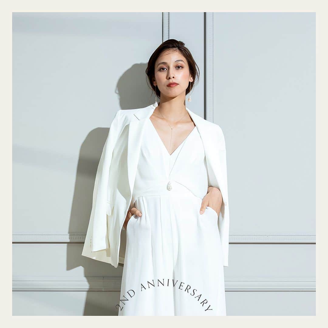 Magnolia Whiteのインスタグラム：「・ 【MAGNOLIA WHITE nagoya anniversary fair】  皆様のおかげで、2023年9月23日でMAGNOLIA WHITE nagoyaは2周年を迎えます。    オープン以来、東海地方のお客様にもMAGNOLIA WHITEのドレスを沢山お召しいただき大変嬉しく思います。    日頃の感謝を込めMAGNOLIA WHITE nagoyaにて、anniversary fairを開催いたします。  フェアでは、バイイングしたGalia Lahavの最新作ドレスも発表いたします。  期間:2023.9.23(土) -10.22(日)    今回のフェアにてご成約のお客様に限り、特別な特典もご用意いたしました。    1. ブライダルジュエリー15%OFF  2.ファッションジュエリー10%OFF  3.フォトプランご決定の際、レンタル小物5万円OFF     また、10/7.8.9の3日間は 撮影体験、ヘアメイク体験のイベントを予定しております。  この機会にぜひMAGNOLIA WHITE nagoyaへお越しくださいませ。  TEL 052-971-2777 平日11:00-18:00／土日祝日10:00-19:00 火曜定休（祝日除く／完全予約制） 〒460-0003 愛知県名古屋市中区錦3-24-24 錦324ビル10F  問い合わせフォーム：プロフィールのリンクツリーよりご確認ください @magnoliawhite_official」