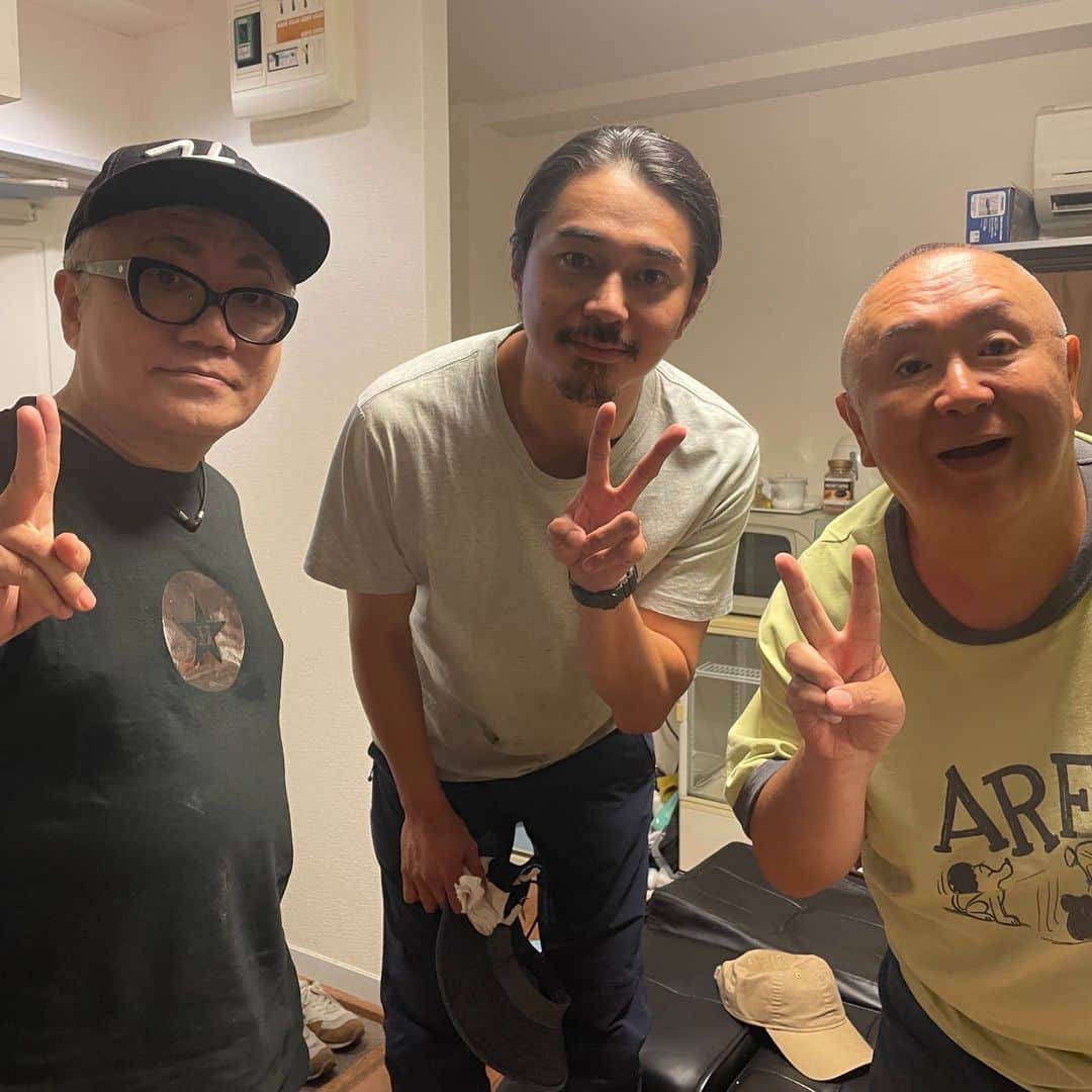 のインスタグラム：「ライブ直前に。」