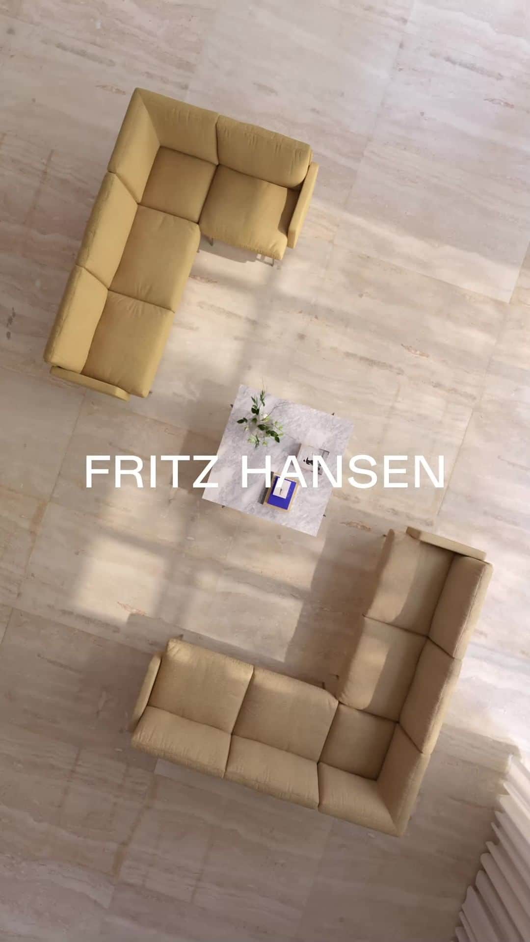 のインスタグラム：「The perfect blend of Danish craftsmanship and Italian style, the Lissoni Sofa™ series is designed for exceptional comfort. New, structured cotton-linen upholstery fabrics are both aesthetic and functional, enhancing the appeal of the elegant forms.⁠ ⁠ Explore Lissoni™ via the link in bio.⁠」