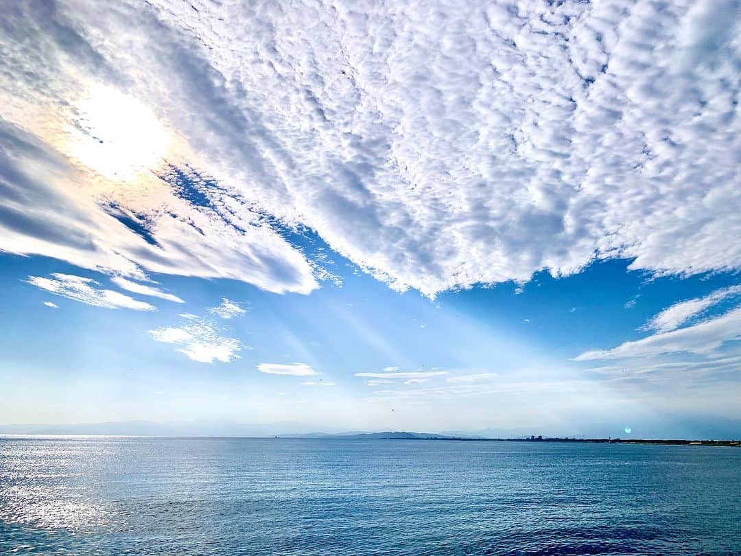 省吾さんのインスタグラム写真 - (省吾Instagram)「ふもとっぱらの雄大な景色もそうだけど 地元の海も俺の心をいやしてくれます 自然のチカラは凄いね」9月27日 15時25分 - shogo_hinokuruma