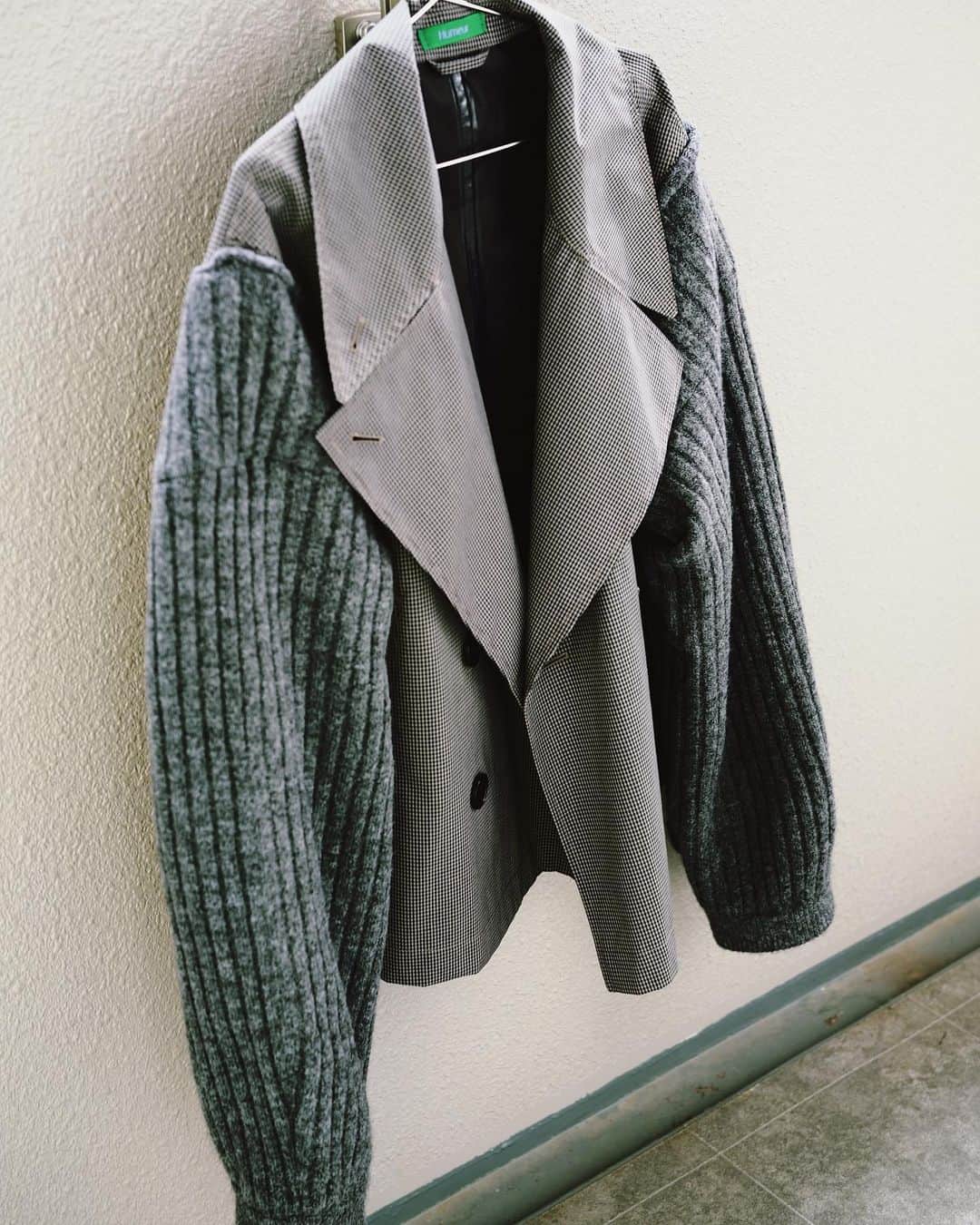 加藤優希さんのインスタグラム写真 - (加藤優希Instagram)「. . ダボっと knit sleeve jacket @humeur_official  . 着た時の腕のボリュームにきゅん するやつ🫶🏻 . #Humeur .」9月27日 15時28分 - yukikato29