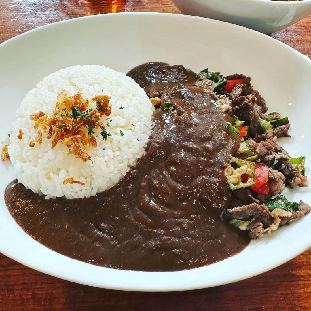 有吉弘行のインスタグラム：「カレー🍛食べなよ。」