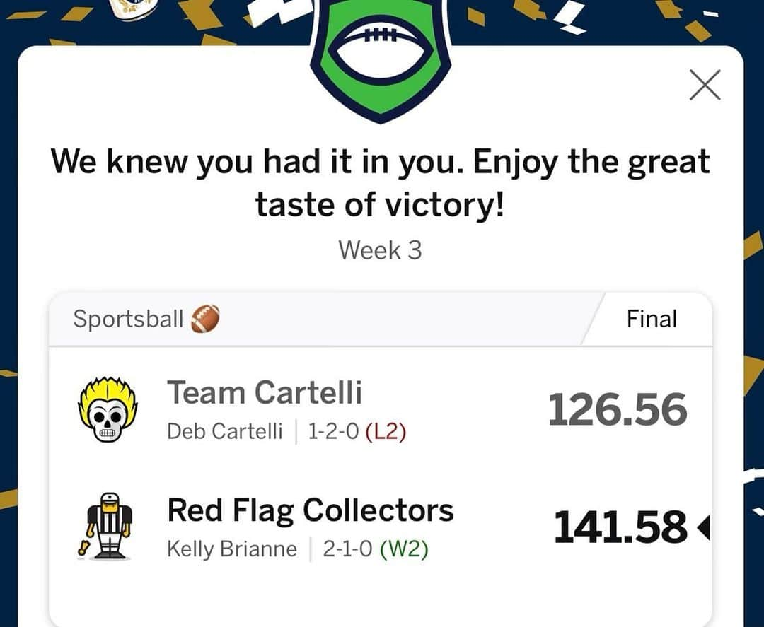 ケリー・クラークソンのインスタグラム：「I would like to take a minute to personally thank my fantasy football team for kicking ass this week! #RedFlagCollectors for the win!! They got me 141 points, y’all!  @kirkcousins @amaricooper9 @kenneth_walker9 @famousmoss #AJBrown @mandrews @jamesconner @kooyounghoe @49ers defense」