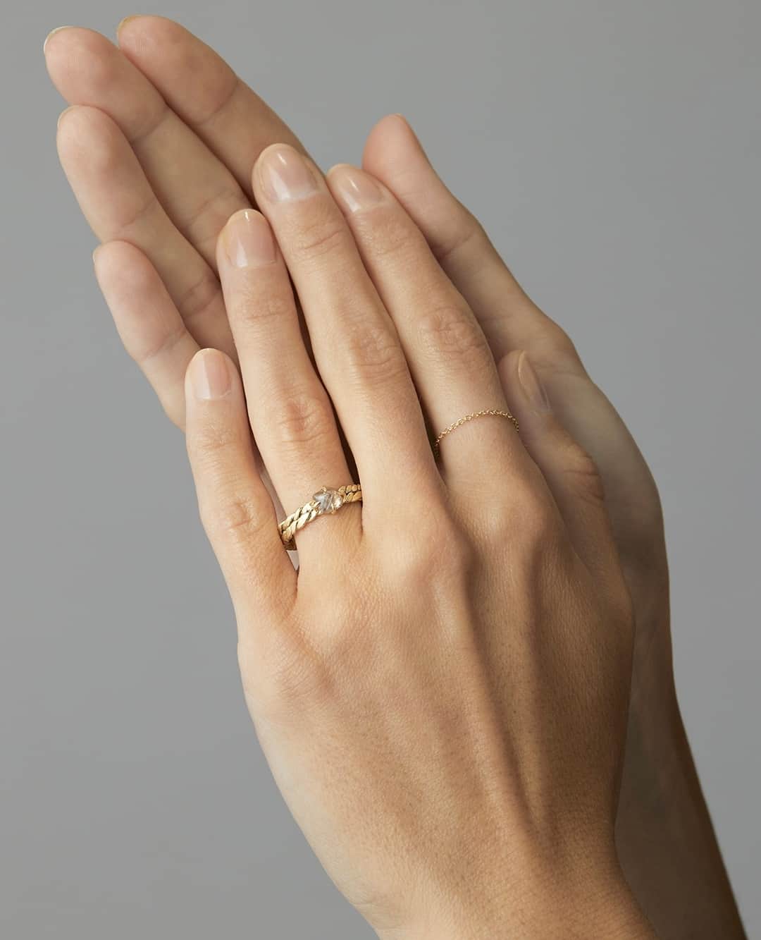 サトミ カワキタのインスタグラム：「Discover our One-of-a-Kind brown diamonds expertly set in stunning 18K gold, for a quiet elegance and organic beauty you can carry with you always.」