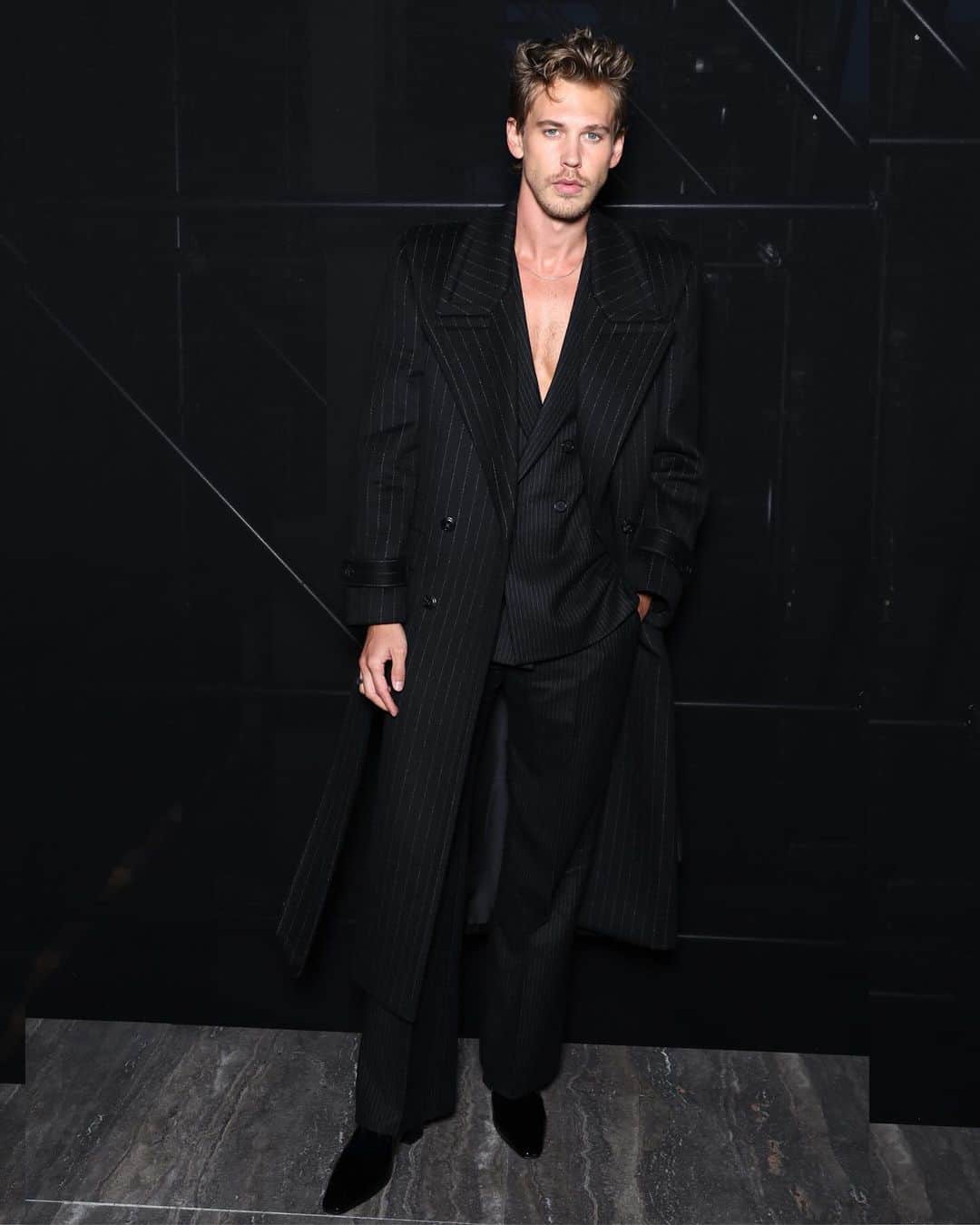 Just Jaredさんのインスタグラム写真 - (Just JaredInstagram)「The Saint Laurent fashion show during Paris Fashion Week was attended by so many stars, including Austin Butler, Hailey Bieber, Natalia Dyer, Zoe Kravitz, Lourdes Leon, Rocco Ritchie, Emma Mackey, Norman Reedus, Diane Kruger, Evan Ross, Tracee Ellis Ross, Demi Moore, and Laura Harrier. Lots more photos on JustJared.com! #HaileyBieber #NataliaDyer #ZoeKravitz #LourdesLeon #RoccoRitchie #AustinButler #EmmaMackey #NormanReedus #DianeKruger #EvanRoss #TraceeEllisRoss #DemiMoore #LauraHarrier #SaintLaurent #YSL Photos: Getty」9月27日 8時07分 - justjared