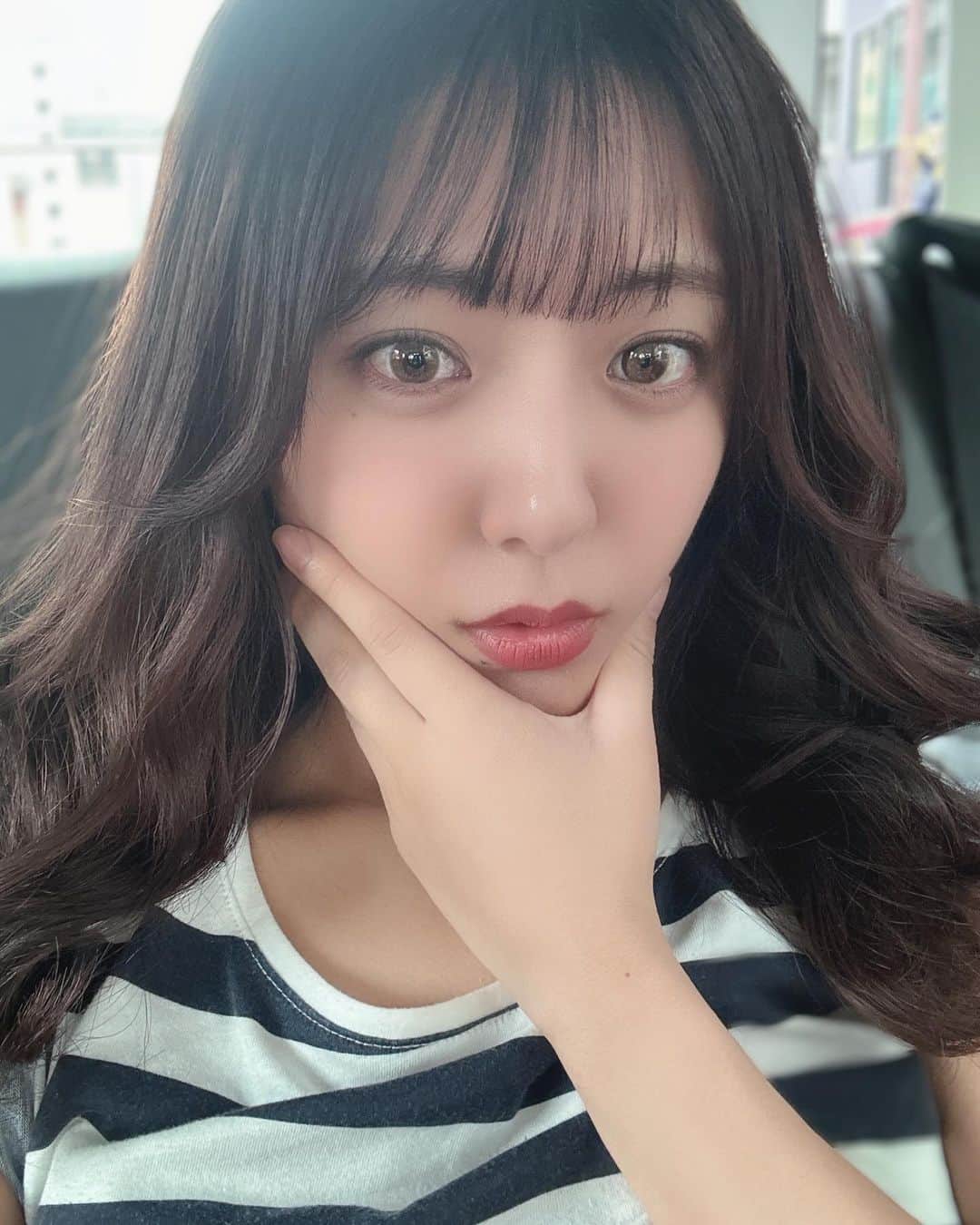 のインスタグラム：「🚕  #iphone15pro お初セルフィー🤳」