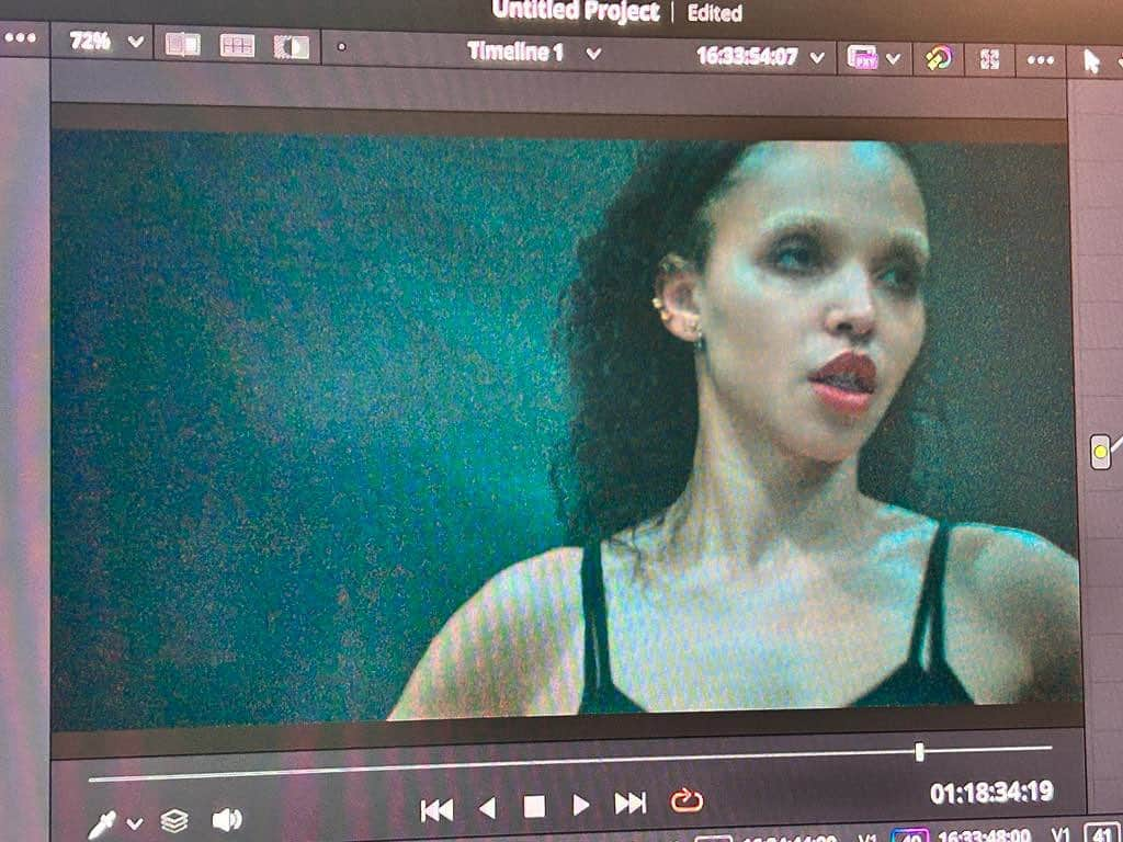 FKAツイッグスさんのインスタグラム写真 - (FKAツイッグスInstagram)「i’m working on it」9月27日 8時41分 - fkatwigs