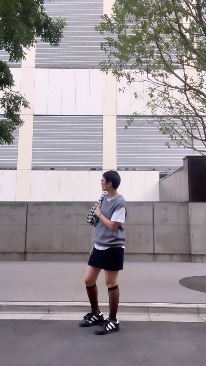 畠山千明のインスタグラム：「my @adidastokyo まとめ集👟 それぞれのスニーカーに合わせた洋服たち👔👚👖  お気に入りの数点だから まだ登場してない子多数だけど😂」