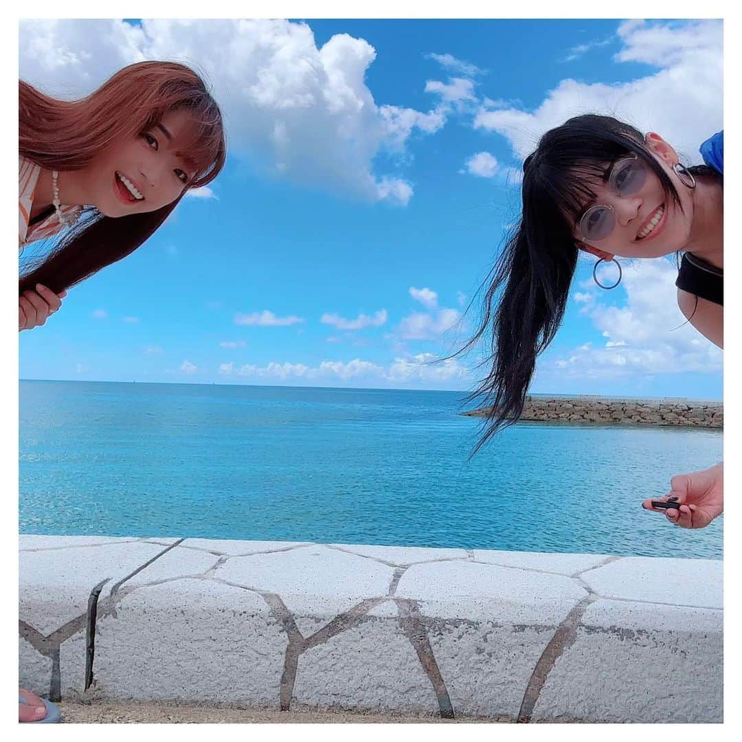 富田麻帆のインスタグラム：「海を見ながらボーッと何時間でも過ごせる。  #沖縄 #沖縄旅行 #海」