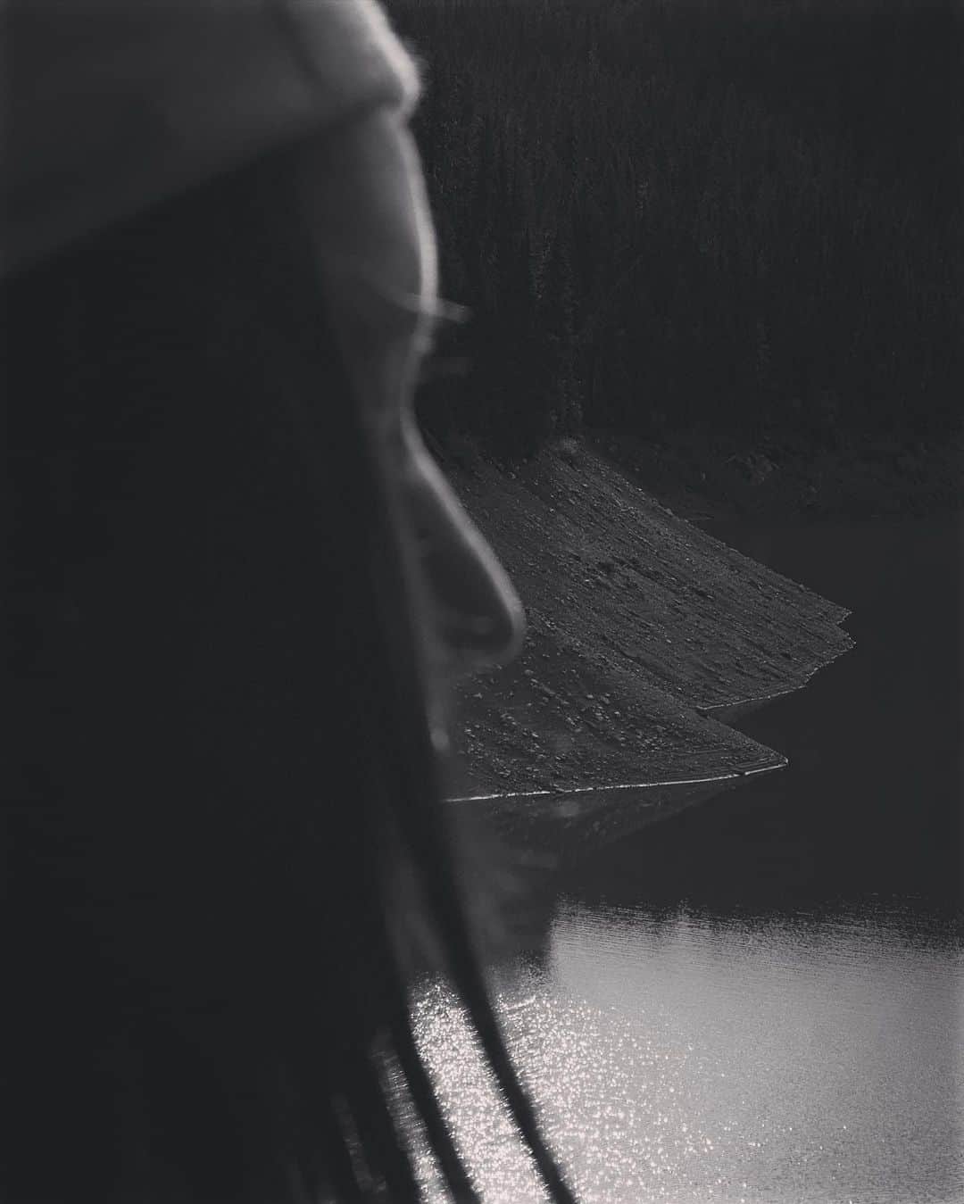 松島エミさんのインスタグラム写真 - (松島エミInstagram)「Nature does it best✨  Thx for the 📹 @tempeiphotography   . .  #lake#lakelife#hiking#backpacking#mountainlovers#girlswhohike#optoutside#outdoorsy#naturelovers#adventure#roadtrip#canada#squamish#hikingadventures#neverstopexploring#alpinelake#arcteryx#hikemore#gorp#gorpcore#garibaldi#canadabc#explorebc」9月27日 10時02分 - emimatsushima