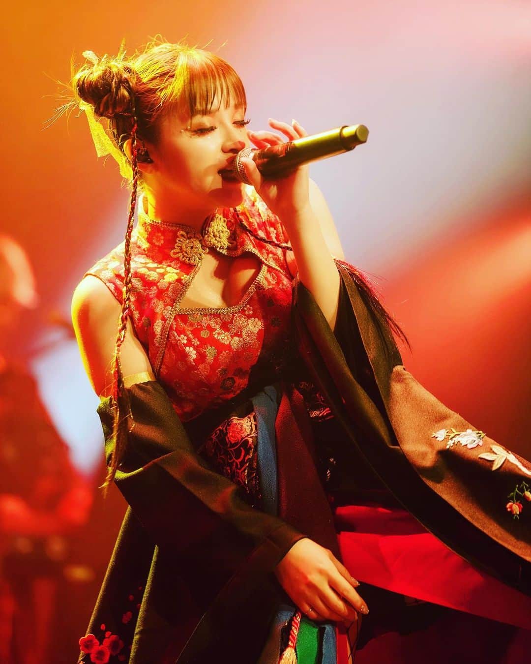 MARiAのインスタグラム：「『GARNiDELiA stellacage 2023 -stella ship- Re:CoNNeCT』  2023.09.26  重庆公演  #GARNiDELiA #ガルニデ　#美依礼芽 #小美　#MARiA」