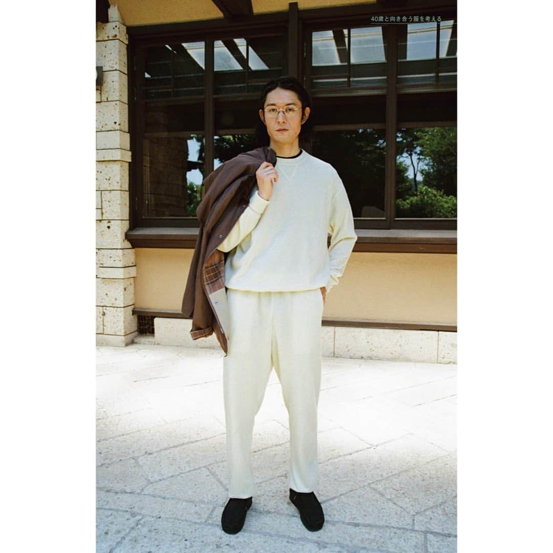 池上幸平さんのインスタグラム写真 - (池上幸平Instagram)「Sociality, Utility, Flexibility. 40歳と向き合う服を考える。#uomomagazine November 2023  Photo: Keita Goto Hair&Make-up: Yosuke Akizuki Stylist: Masashi Sho Composition & Text: Masayuki Ozawa」9月27日 13時03分 - koheiikeue