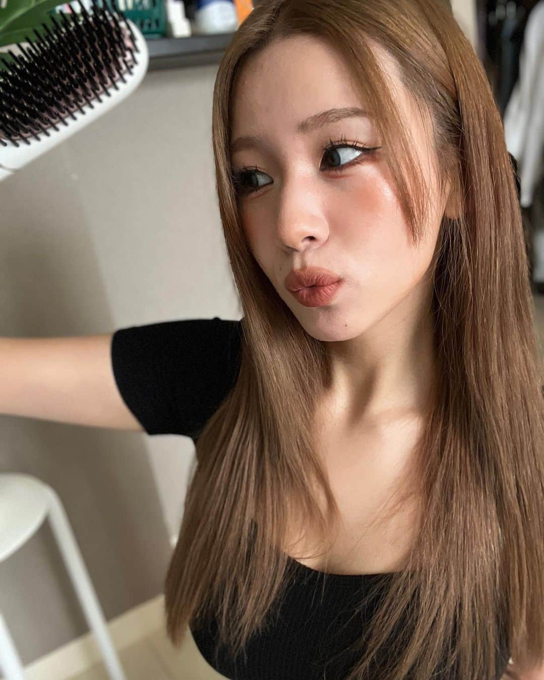 AOIさんのインスタグラム写真 (AOIInstagram)「carerise_beauty ストレートヘアする時にこのヒートブラシして