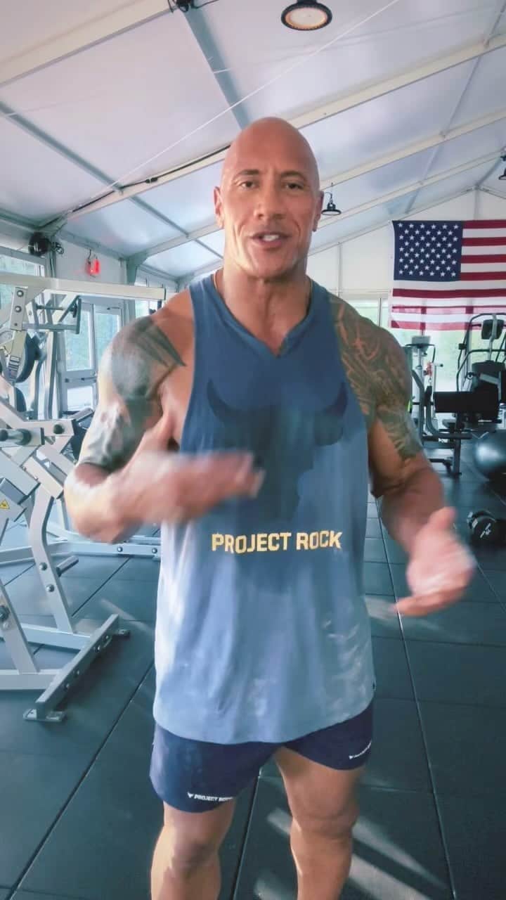 ドウェイン・ジョンソンのインスタグラム：「To block out all the daily noise, I do my best to listen to my inner voice.   The voice that’s behind our rib cage - our gut and instinct that always speaks the truth to us.   So much noise and toxicity out there, around every corner looking to bring ya down.   Block out the noise ~ listen to your voice.   You being real, authentic & RESPECTFUL can sometimes be very uncomfortable for people and that’s ok - because it encourages dialogue and forces people to respectfully listen to each other instead of being so quick to judge.   Block out the toxic bullshit.  Listen to your voice.  Hold your space.  Be authentic.  That’s your super power.   Thanks as always for your questions.   Back to work (procrastinating) 😉」