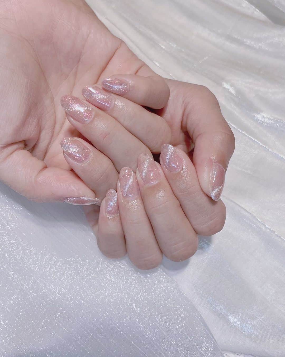 のインスタグラム：「🤍 這顏色也太美  manicurist:  @33.1_design 馨」