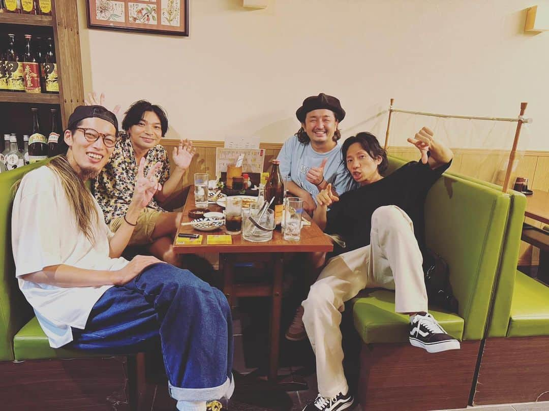 岩崎慧さんのインスタグラム写真 - (岩崎慧Instagram)「近況伝え合い会かつ、ナッポ、そしてみんなをただ愛す日。 この人らとマイメンになれてほんまよかったわ。」9月28日 1時57分 - iwasakikei