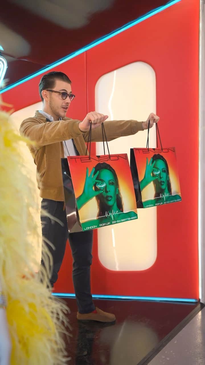 カイリー・ミノーグのインスタグラム：「LOVING seeing all of your videos in the booth from the London Pop-Up!! 💎 If you couldn’t make it down you can still join in the fun and use the official TENSION filter to recreate the Tension music video!」