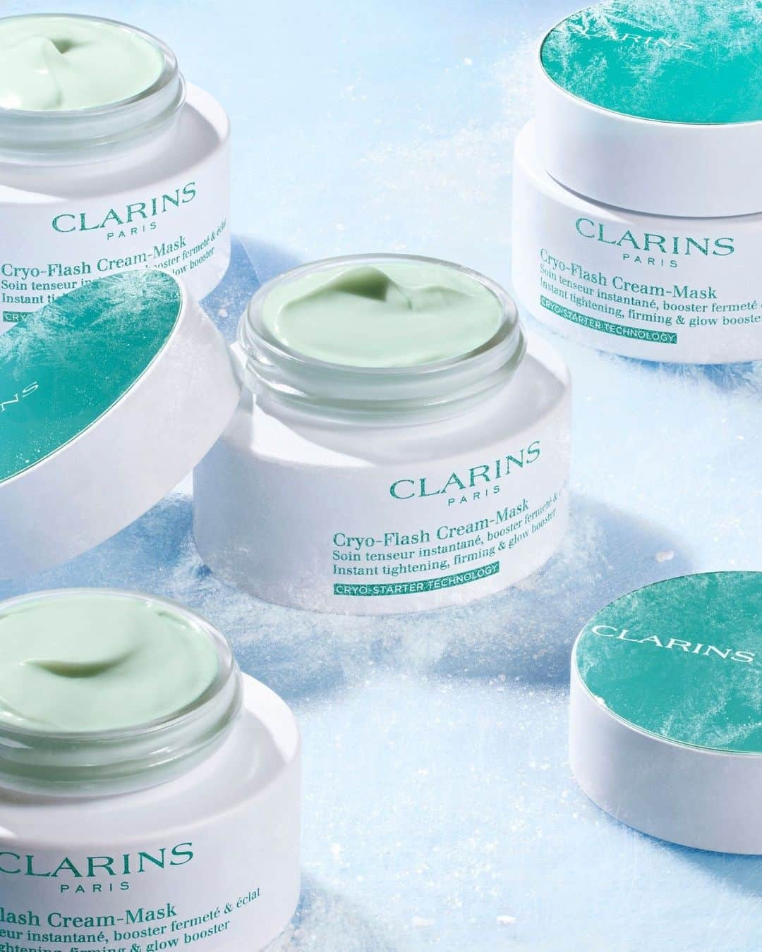 Clarins Middle Eastのインスタグラム：「منذ الاستخدام الأول، يساعد قناع كيرو-فلاش كريم-ماسك على تقليل درجة حرارة الجلد بما يصل إلى 4 درجات أقل، وهو ضعف درجة العلاج بالتبريد الفعلي.*⁣ ⁣ كريو-فلاش كريم-ماسك يعزز إشراق البشرة ويشدها. عندكم فضول تجربوه ولا جربتوه؟⁣ ⁣ متوفر في بوتيكات كلارنس ومتاجرنا الالكترونية (الروابط في البايو)⁣⁣⁣⁣⁣⁣⁣⁣⁣⁣⁣⁣⁣⁣⁣⁣⁣⁣⁣⁣⁣⁣⁣⁣⁣⁣ ⁣ From first use, the Cryo-Flash Cream Mask helps to reduce skin temperature by up to 4 degrees, which is double that of an actual cryotherapy treatment.* ⁣ ⁣ Skin glow is boosted and feels firmer. Curious to try or have you tried it already? ⁣ ⁣ ⁣Available at Clarins boutiques and on our e-stores (links in bio)⁣⁣⁣⁣⁣⁣⁣⁣⁣⁣⁣⁣⁣⁣⁣⁣⁣⁣⁣⁣⁣⁣⁣⁣ ⁣ #Clarins #ClarinsME #SkinCare #SelfCare #Beauty #CryoFlash #CryoMask #كلارنس #العناية_بالنفس #كريو_فلاش」